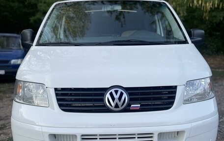 Volkswagen Transporter T5 рестайлинг, 2004 год, 1 777 777 рублей, 3 фотография