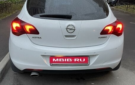 Opel Astra J, 2011 год, 700 000 рублей, 19 фотография