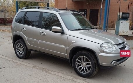 Chevrolet Niva I рестайлинг, 2012 год, 620 000 рублей, 3 фотография