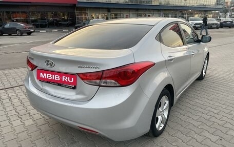 Hyundai Elantra V, 2011 год, 920 000 рублей, 6 фотография