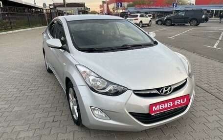 Hyundai Elantra V, 2011 год, 920 000 рублей, 2 фотография