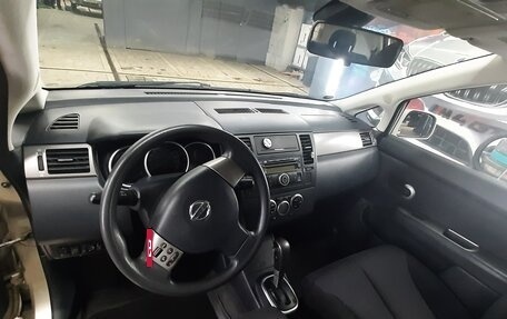 Nissan Tiida, 2010 год, 985 000 рублей, 9 фотография