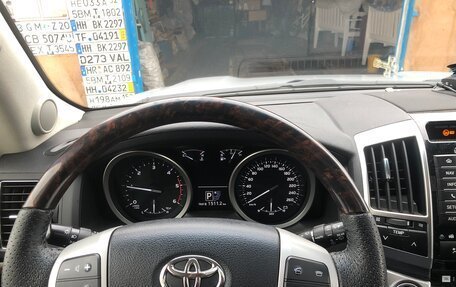 Toyota Land Cruiser 200, 2014 год, 4 750 000 рублей, 12 фотография