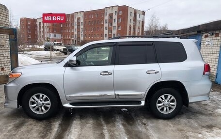 Toyota Land Cruiser 200, 2014 год, 4 750 000 рублей, 15 фотография