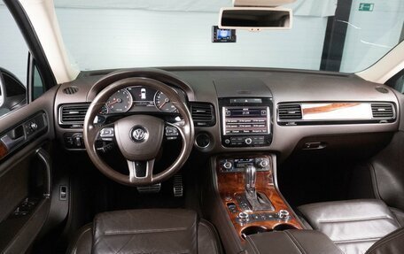 Volkswagen Touareg III, 2012 год, 2 379 000 рублей, 6 фотография