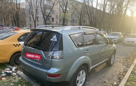 Mitsubishi Outlander III рестайлинг 3, 2007 год, 1 200 000 рублей, 3 фотография