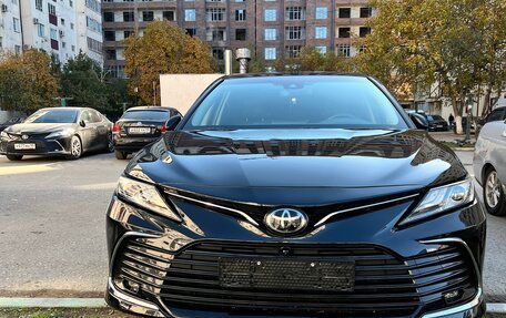 Toyota Camry, 2022 год, 3 770 000 рублей, 6 фотография