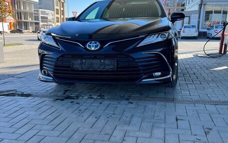 Toyota Camry, 2022 год, 3 770 000 рублей, 8 фотография