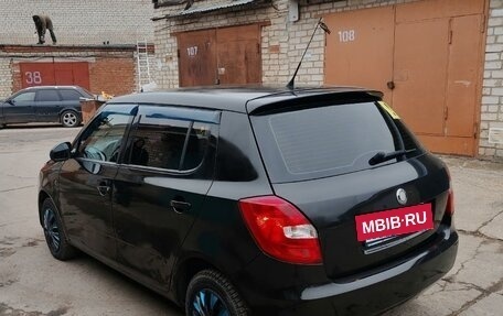 Skoda Fabia II, 2009 год, 425 000 рублей, 2 фотография