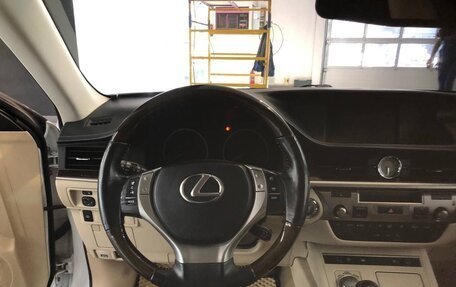 Lexus ES VII, 2014 год, 2 400 000 рублей, 7 фотография