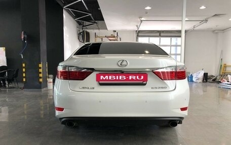 Lexus ES VII, 2014 год, 2 400 000 рублей, 12 фотография