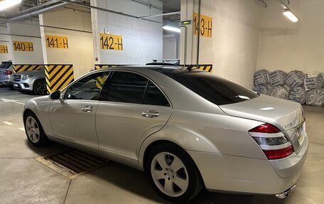 Mercedes-Benz S-Класс, 2008 год, 2 500 000 рублей, 3 фотография