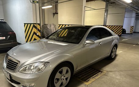 Mercedes-Benz S-Класс, 2008 год, 2 500 000 рублей, 2 фотография