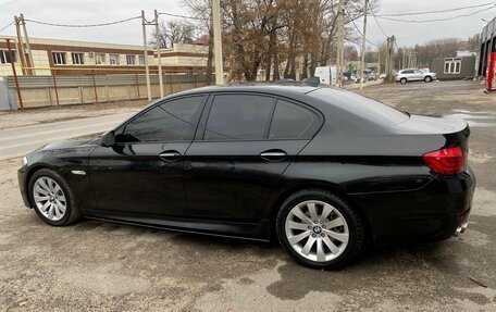 BMW 5 серия, 2010 год, 1 800 000 рублей, 3 фотография