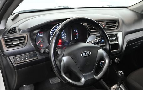 KIA Rio III рестайлинг, 2015 год, 1 085 000 рублей, 15 фотография