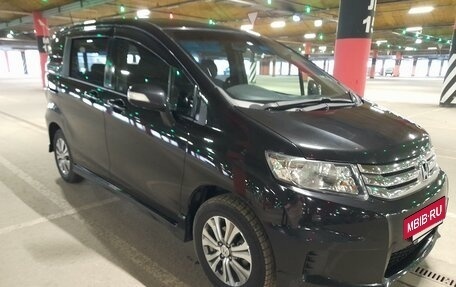 Honda Freed I, 2012 год, 1 190 000 рублей, 2 фотография