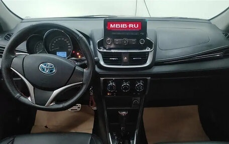 Toyota Yaris XP150 рестайлинг, 2021 год, 1 575 000 рублей, 5 фотография