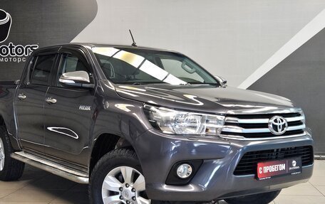 Toyota Hilux VIII, 2015 год, 3 250 000 рублей, 9 фотография