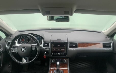 Volkswagen Touareg III, 2013 год, 2 399 900 рублей, 6 фотография