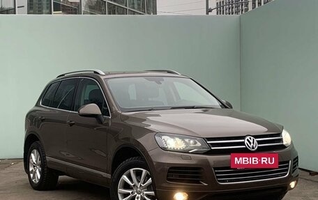 Volkswagen Touareg III, 2013 год, 2 399 900 рублей, 4 фотография