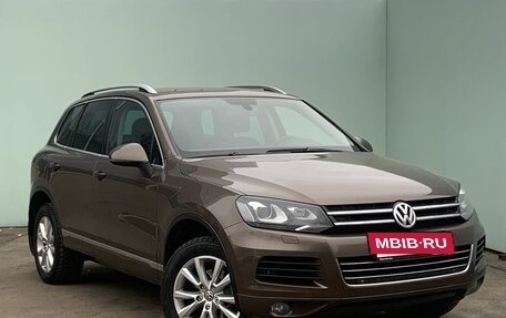 Volkswagen Touareg III, 2013 год, 2 399 900 рублей, 3 фотография