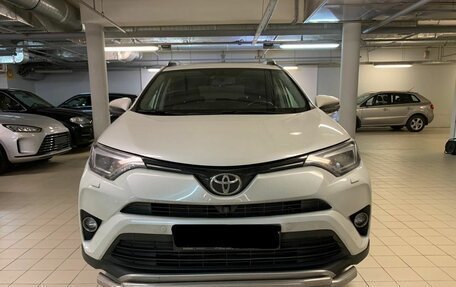 Toyota RAV4, 2016 год, 2 799 000 рублей, 1 фотография