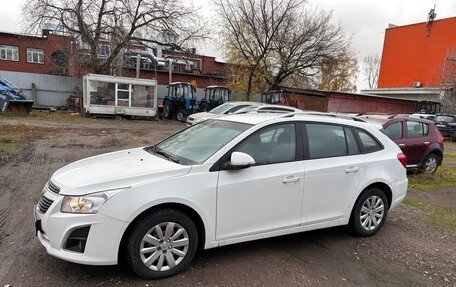 Chevrolet Cruze II, 2014 год, 950 000 рублей, 4 фотография