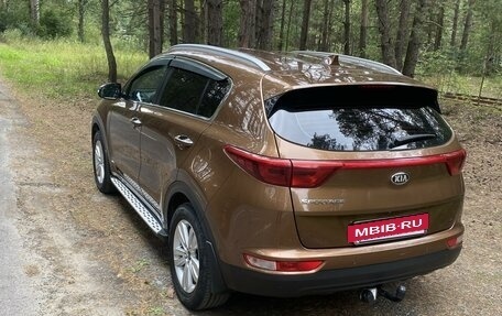 KIA Sportage IV рестайлинг, 2016 год, 2 100 000 рублей, 10 фотография