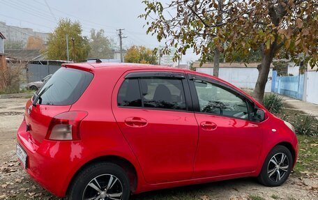 Toyota Vitz, 2005 год, 650 000 рублей, 14 фотография