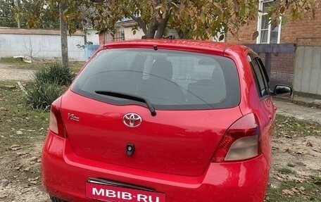 Toyota Vitz, 2005 год, 650 000 рублей, 13 фотография