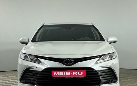 Toyota Camry, 2021 год, 3 998 000 рублей, 2 фотография