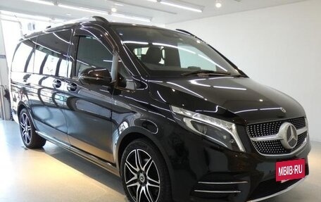 Mercedes-Benz V-Класс, 2022 год, 7 379 647 рублей, 2 фотография