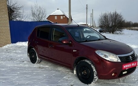 Renault Sandero I, 2010 год, 675 000 рублей, 3 фотография