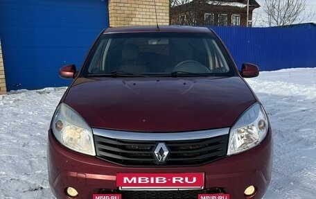 Renault Sandero I, 2010 год, 675 000 рублей, 2 фотография