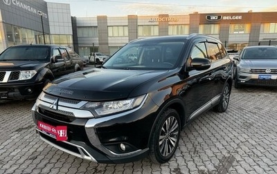 Mitsubishi Outlander III рестайлинг 3, 2019 год, 2 245 000 рублей, 1 фотография