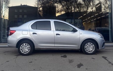 Renault Logan II, 2019 год, 920 000 рублей, 4 фотография