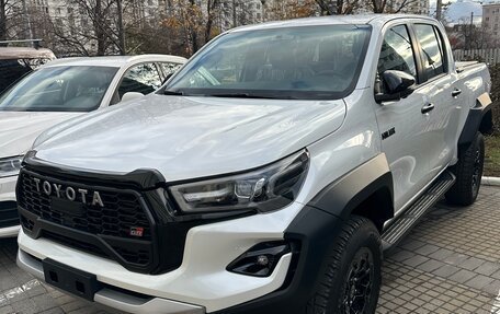 Toyota Hilux VIII, 2024 год, 7 800 000 рублей, 2 фотография