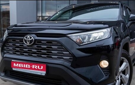 Toyota RAV4, 2021 год, 3 499 000 рублей, 2 фотография