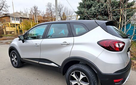 Renault Kaptur I рестайлинг, 2017 год, 1 650 000 рублей, 17 фотография