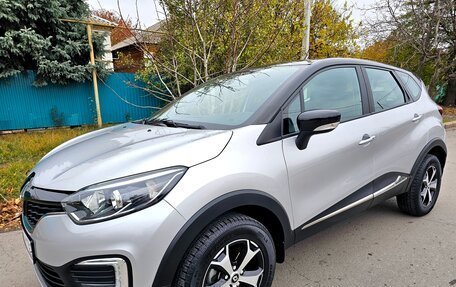 Renault Kaptur I рестайлинг, 2017 год, 1 650 000 рублей, 22 фотография