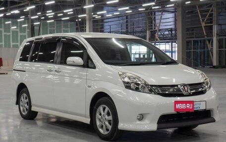 Toyota ISis I, 2012 год, 1 650 000 рублей, 18 фотография