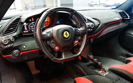 Ferrari 488, 2018 год, 68 523 000 рублей, 6 фотография