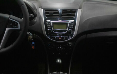 Hyundai Solaris II рестайлинг, 2011 год, 999 000 рублей, 20 фотография