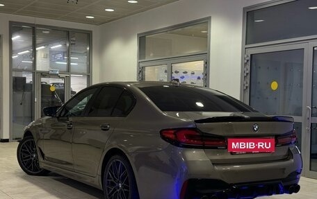 BMW 5 серия, 2018 год, 3 682 000 рублей, 4 фотография