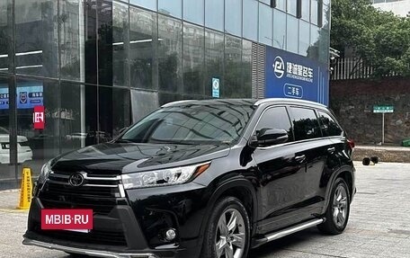 Toyota Highlander III, 2021 год, 3 449 000 рублей, 2 фотография