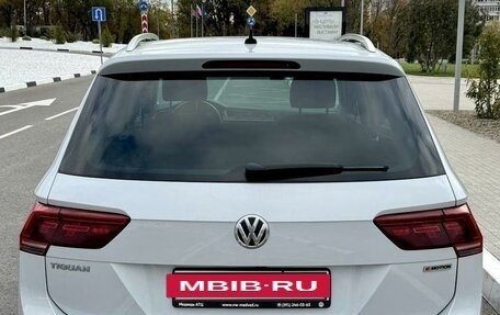 Volkswagen Tiguan II, 2018 год, 2 850 000 рублей, 2 фотография