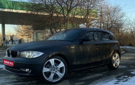 BMW 1 серия, 2010 год, 875 000 рублей, 1 фотография