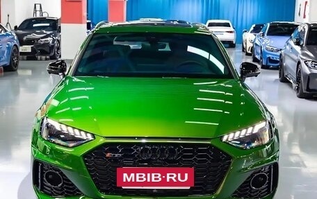 Audi RS 4, 2022 год, 11 085 000 рублей, 2 фотография