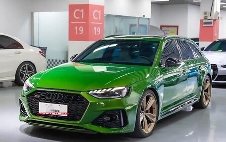 Audi RS 4, 2022 год, 11 085 000 рублей, 5 фотография