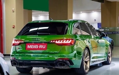 Audi RS 4, 2022 год, 11 085 000 рублей, 3 фотография